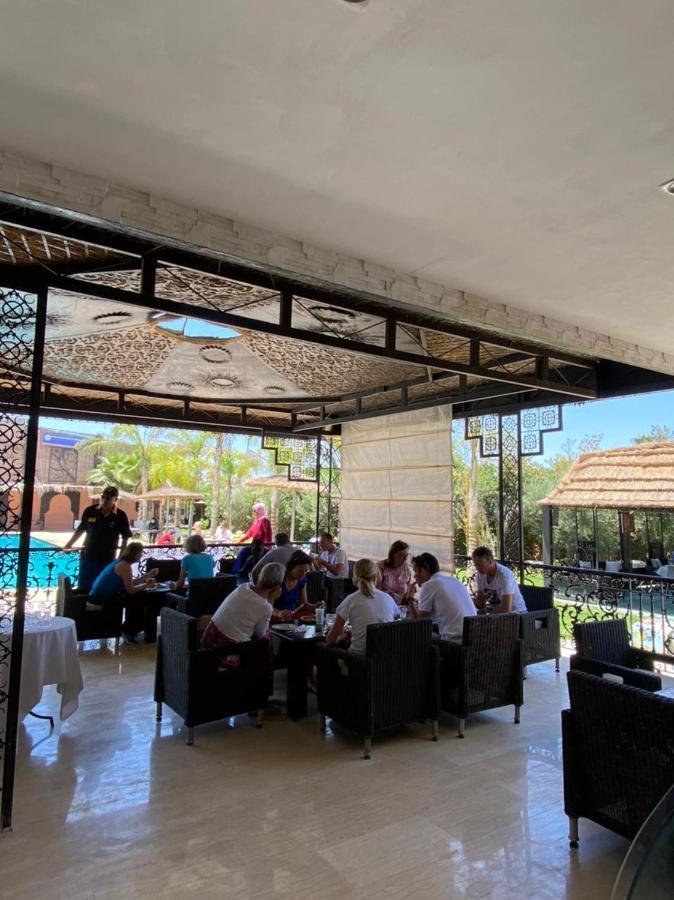 L'Auberge De Tennis Msc Oulad Lahsene Bagian luar foto