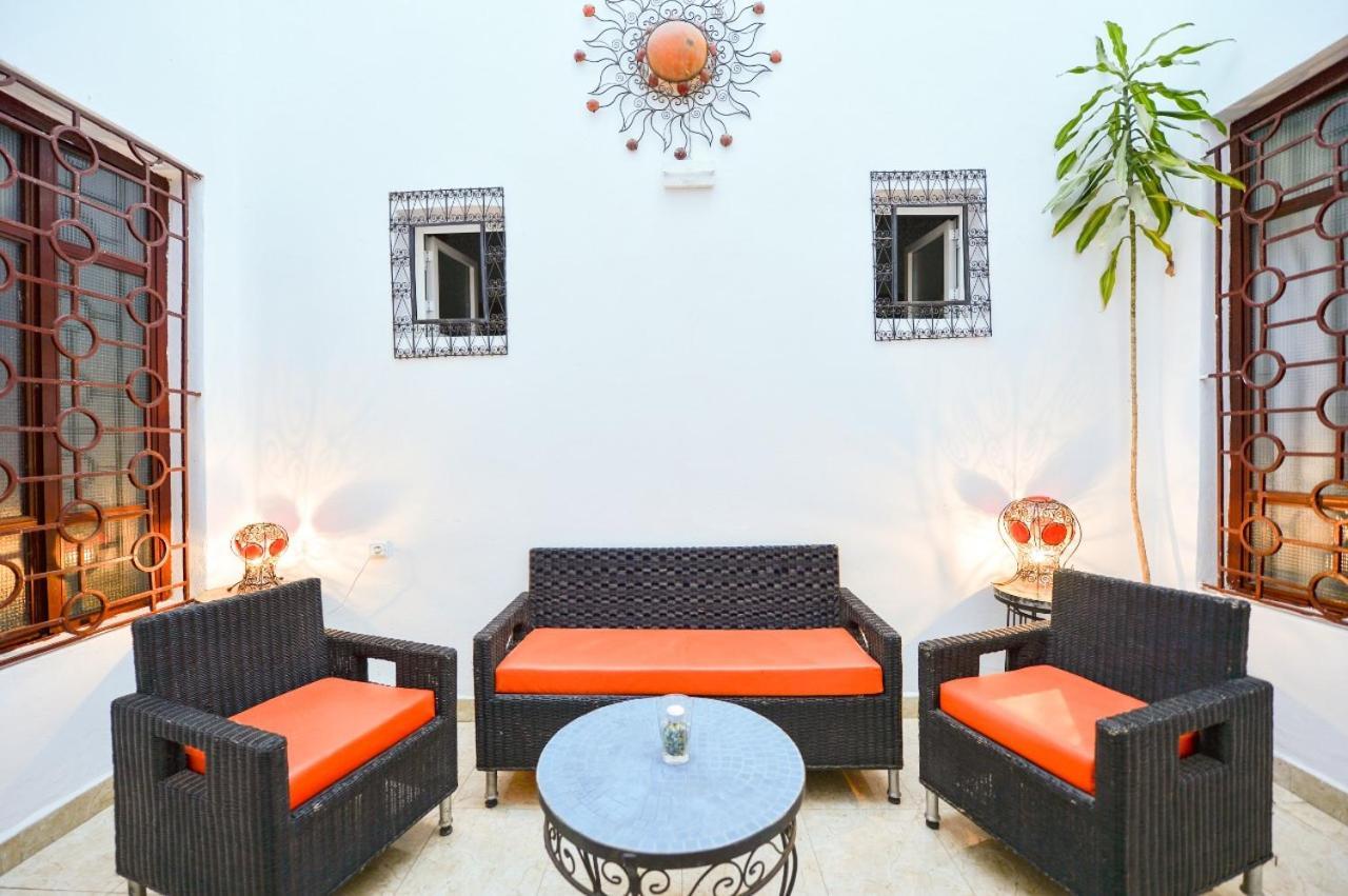 L'Auberge De Tennis Msc Oulad Lahsene Bagian luar foto