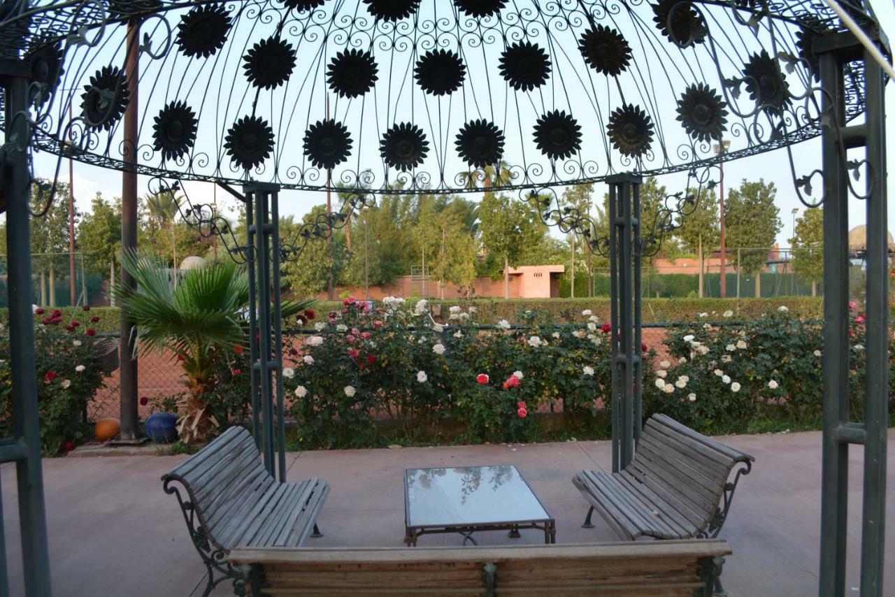 L'Auberge De Tennis Msc Oulad Lahsene Bagian luar foto